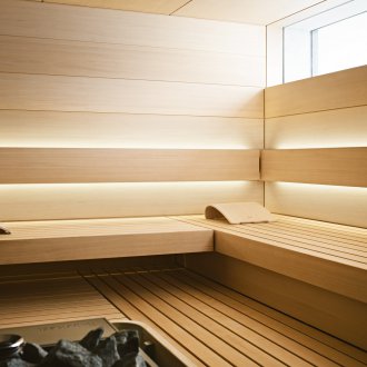 Ο οπίσθιος φωτισμός στο μπάνιο