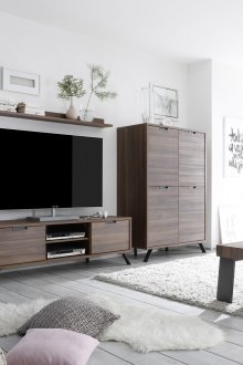 Καφετιά ντουλάπια