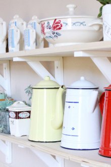 Ανοιχτό ράφι κουζίνας