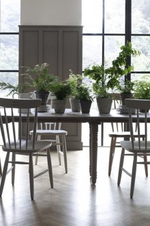 Γκρι τραπεζαρία