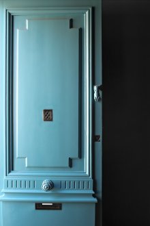 Porte turquoise
