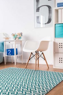 Τυρκουάζ χαλί στο εσωτερικό