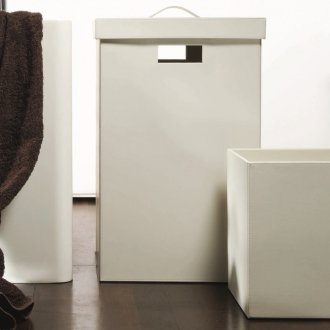 Δερμάτινο καλάθι πλυντηρίου