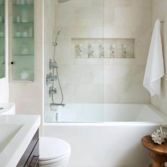 Μπάνιο 9 τ.μ. m με μαρμάρινα πλακάκια