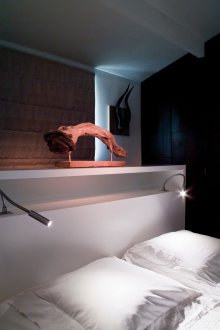 Κρεβάτι ανάγνωσης κρεβατιού