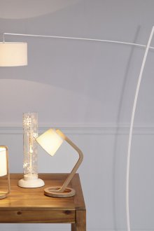 Φωτεινή κομοδίνα φιλική προς το περιβάλλον