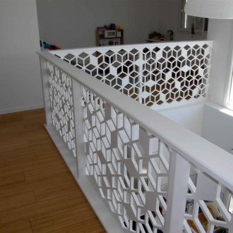 Κάγκελα για σκάλες με μοτίβο