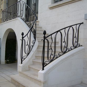 Κλειστή σκάλα