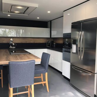 Ενσωματωμένο ψυγείο στην κουζίνα