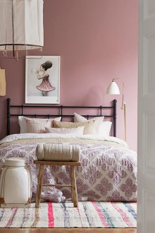 Ροζ κρεβατοκάμαρα