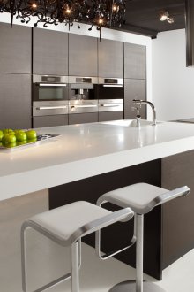 Μινιμαλιστικό στιλ κουζίνα wenge