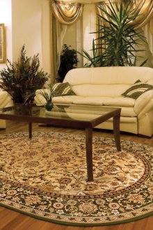 Οβάλ χαλί στο σαλόνι σε κλασικό ύφος