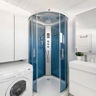 Μπάνιο με γωνιακό ντους 7 τ.μ. m