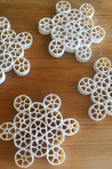 Ζυμαρικά νιφάδες χιονιού