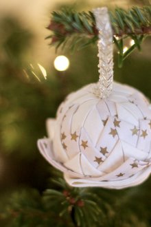 Χριστουγεννιάτικα στολίδια Origami