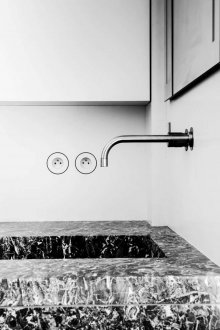 Στρογγυλή ηλεκτρική πρίζα