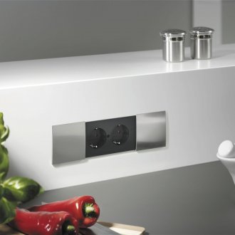 Ενσωματωμένη πρίζα