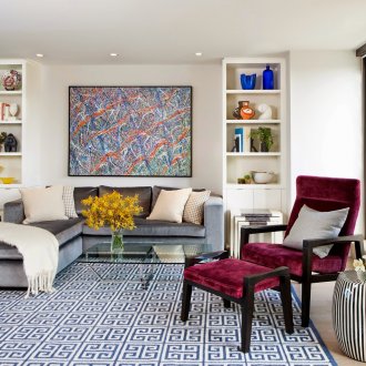 Burgundy ξαπλώστρα στο εσωτερικό