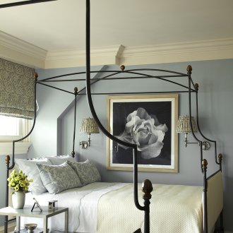 Κρεβάτι από σφυρήλατο σίδερο σε σύγχρονο στιλ