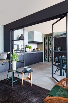 Κουζίνα 14 τ.μ. m στο στυλ σοφίτας