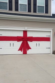 Πρωτοχρονιά διακόσμηση γκαραζόπορτας