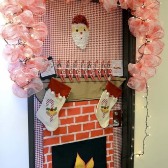 Αρχική διακόσμηση πόρτας για το νέο έτος