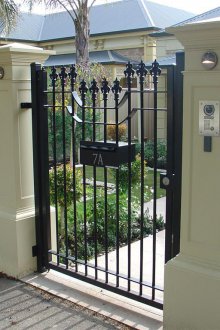 Κλασικό σφυρήλατο φράκτη