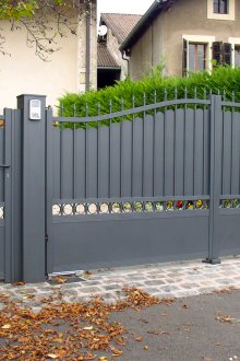 Γκρι φράχτη φράχτη