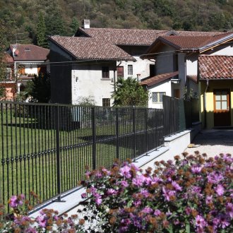 Συρόμενο φράχτη εξοχικής κατοικίας