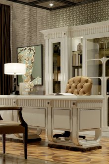 Υπουργικό γραφείο ιταλικού στιλ