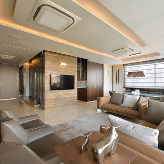 Tosidig leilighet i sølvfargetone