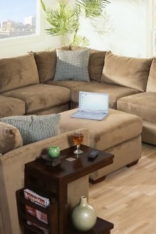 Εύκολη ξύλινη τραπεζαρία