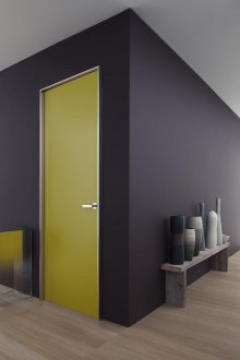 Πόρτες ελιάς στο εσωτερικό