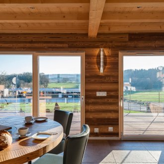 Ρουστίκ πανοραμικά παράθυρα