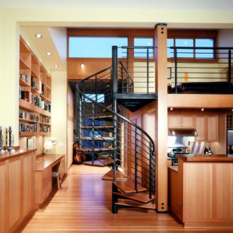 Καφέ καναπέ σοφίτα