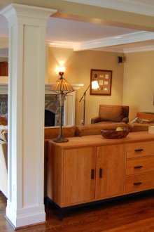 Στήλες με καλούπια στο εσωτερικό