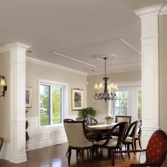 Κλασικές κουρτίνες στην πόρτα