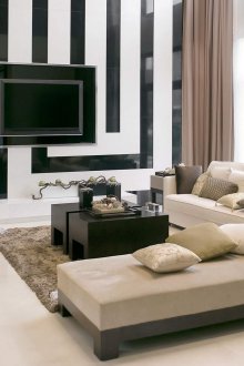 Μπεζ, λευκό και μαύρο χρώμα στο εσωτερικό του καθιστικού σε μοντέρνο στυλ