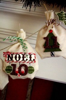 Γιρλάντα της Πρωτοχρονιάς με τσάντες