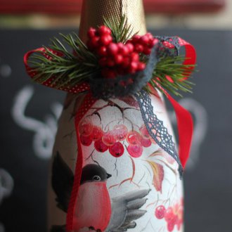 Αποχυμωμένα μπουκάλια σαμπάνιας με βότανα για το νέο έτος