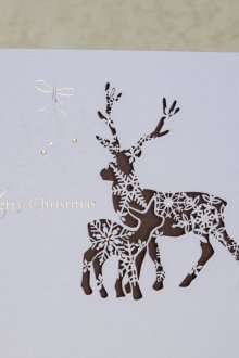 Πρωτοχρονιά κάρτα με νιφάδες χιονιού