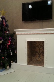 Χριστουγεννιάτικο τζάκι από την τοποθέτηση του κουτιού