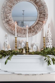 Χειροτεχνία για ένα τζάκι από χαρτί για το νέο έτος