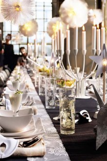 Χειροτεχνία από χαρτί στο τραπέζι για το νέο έτος