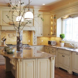Χρώμα βανίλιας κουζίνας με γυψομάρμαρο