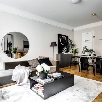 Μονόχρωμη σχεδίαση του ενός δωματίου Χρουστσόφ