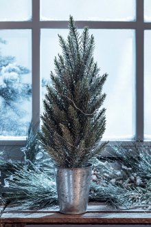 Διακόσμηση παραθύρων για το νέο έτος με υποκαταστήματα