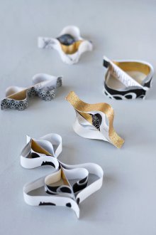 Φανάρια του νέου έτους από χαρτί