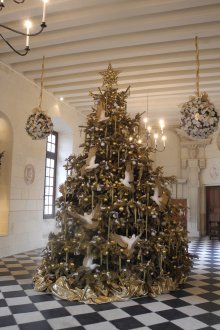 Χρυσή διακόσμηση Χριστουγέννων