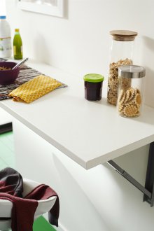 Αναδιπλούμενη στενή τράπεζα